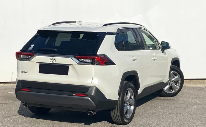 TOYOTA RAV4 - zdjęcie 3